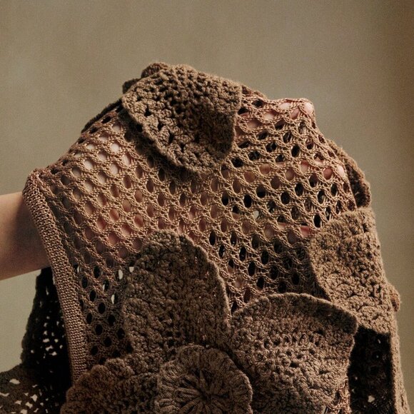 Khaki Casual Women's Casual Crochet 3d Floral Sleeveless Vest - Picture 8 of 8